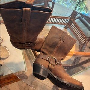 Frye Mid Calf Boot, size 8.